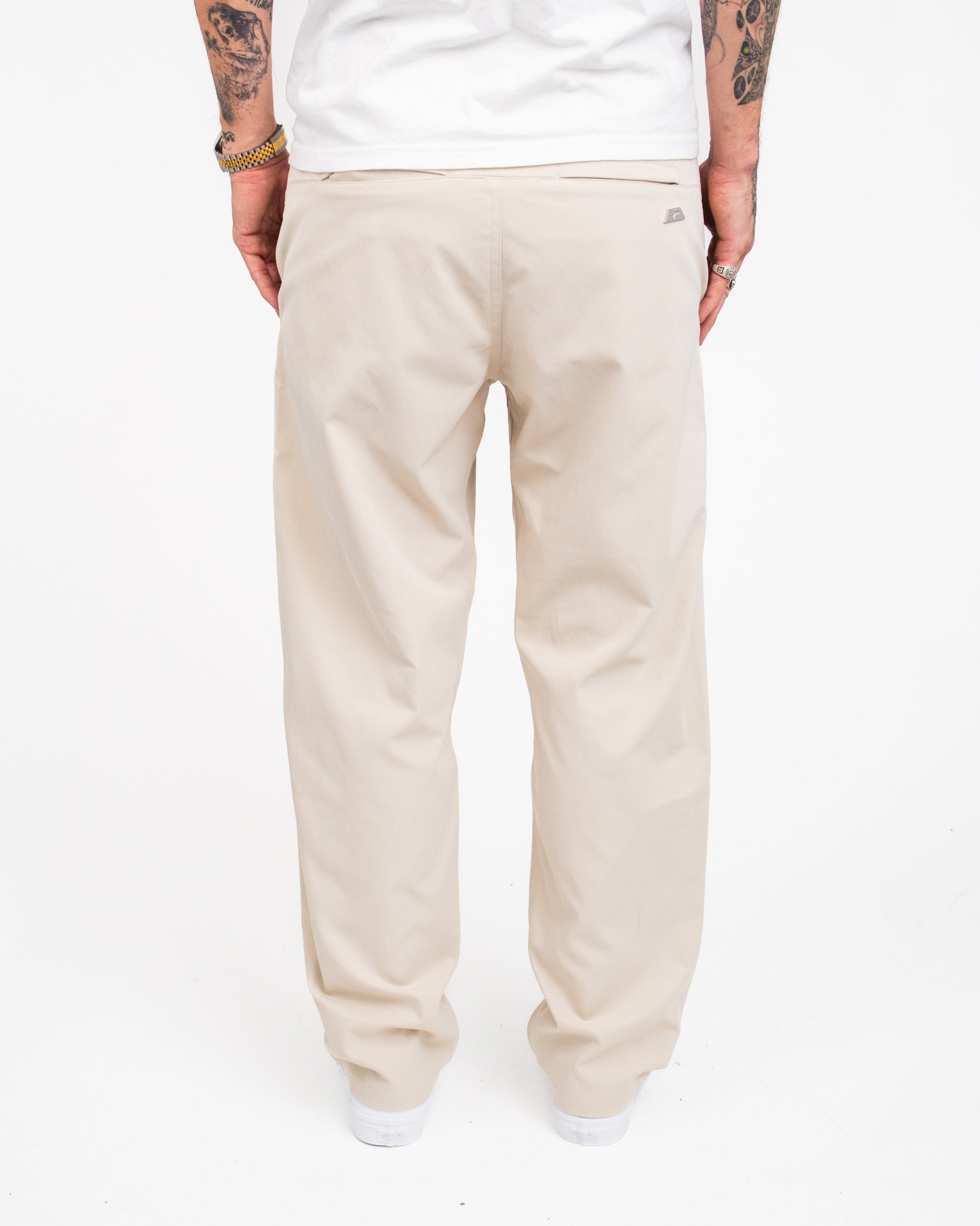 CURBSIDE CHINO