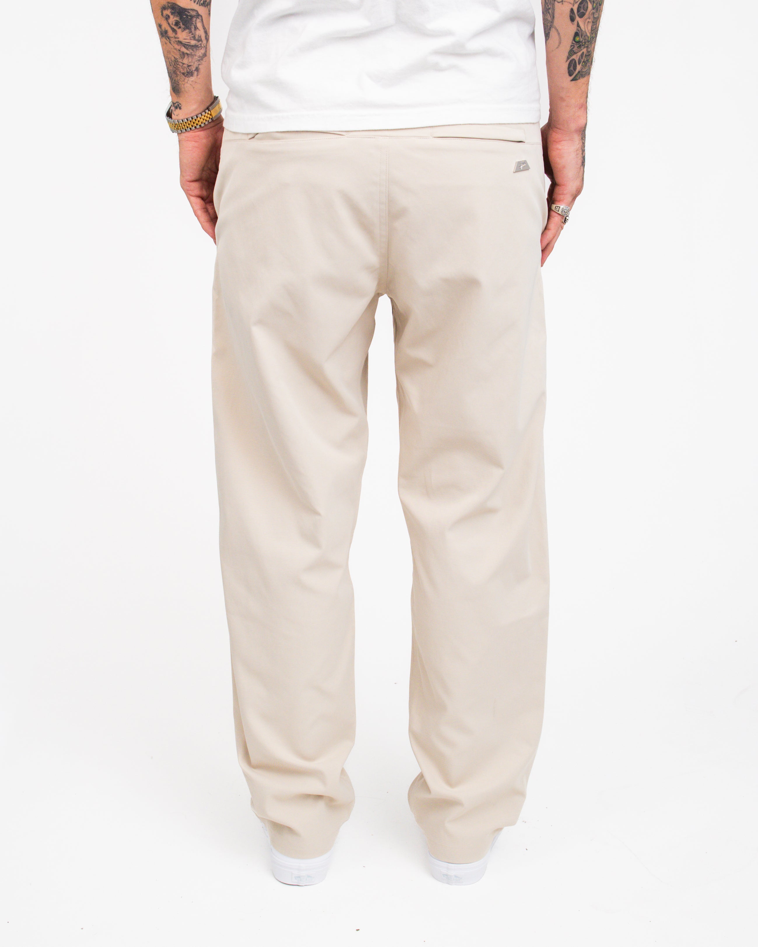 CURBSIDE CHINO